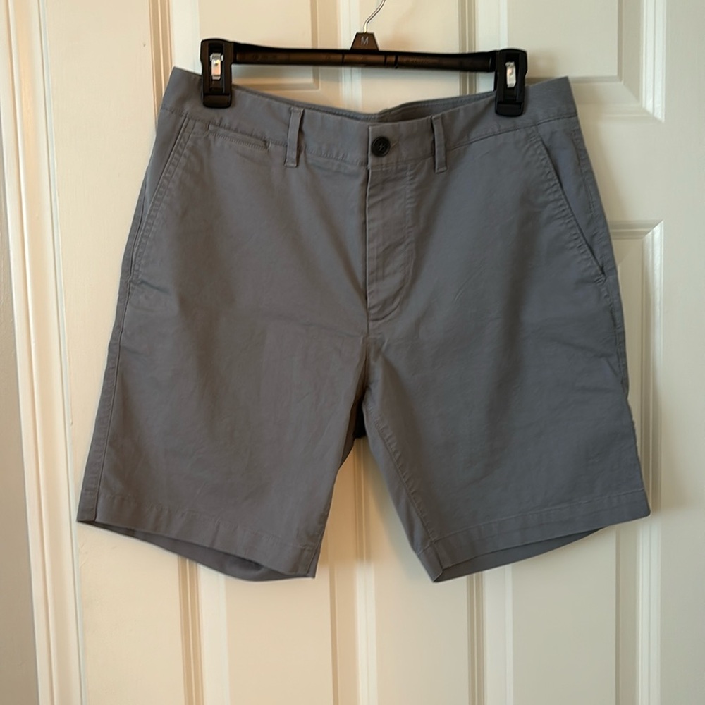 Bonobos gray chino shorts; 31 waist; 7 inch length
